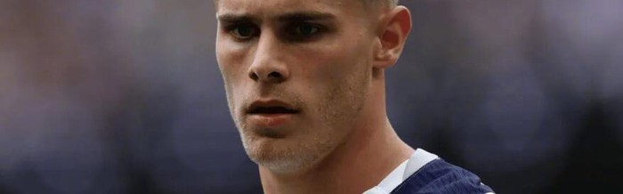 热刺拟将范德芬周薪翻倍至10万英镑